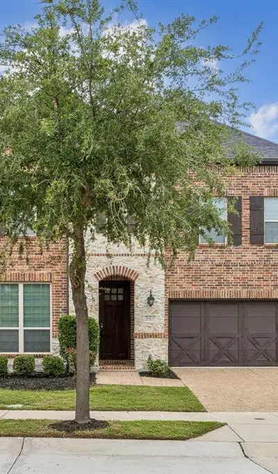 501 Winehart Street, Lewisville TX 75056 - Photo 2