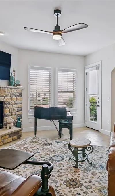 610 Via Ravello # 311, Irving TX 75039