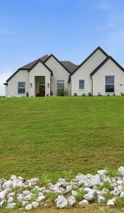 404 Oak Meadow Lane, Weatherford TX 76085