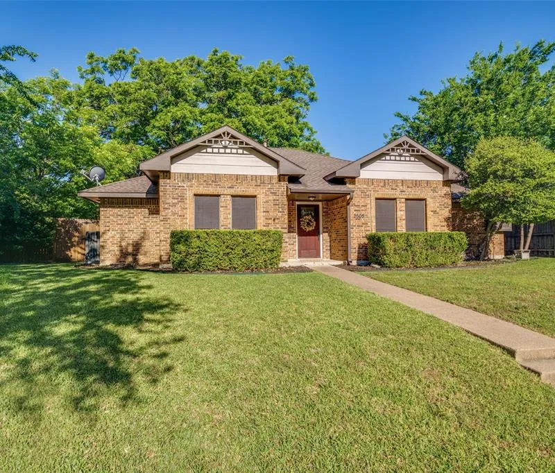 2505 Amy Avenue, Rowlett TX 75088