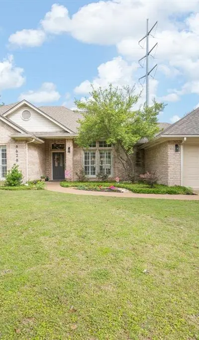 6628 Westmoor Lane, Benbrook TX 76132 - Photo 2
