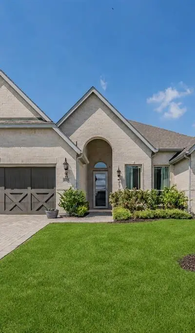 3205 Florence Drive, Corinth TX 76210 - Photo 2