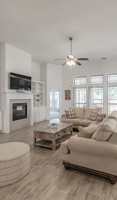 3205 Florence Drive, Corinth TX 76210 - Photo 5