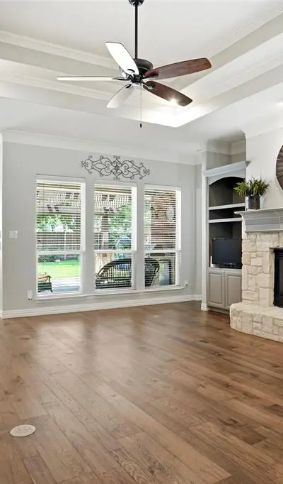 8901 Stratford Drive, North Richland Hills TX 76182 - Photo 4