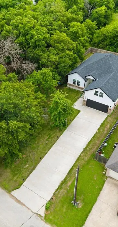 203 Pioneer Drive, Keene TX 76059 - Photo 3