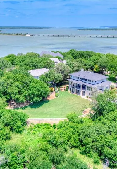 1132 Mallard Pointe Drive, Grand Prairie TX 75104