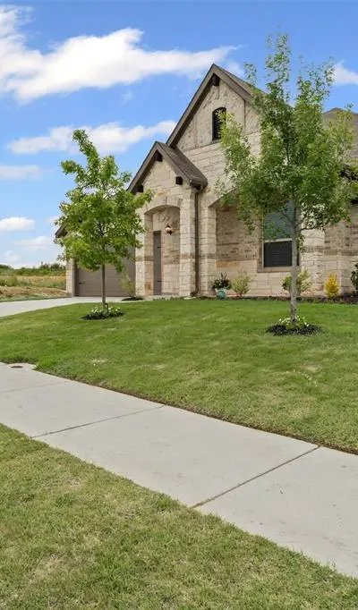 220 Shepards Street, Godley TX 76044 - Photo 3