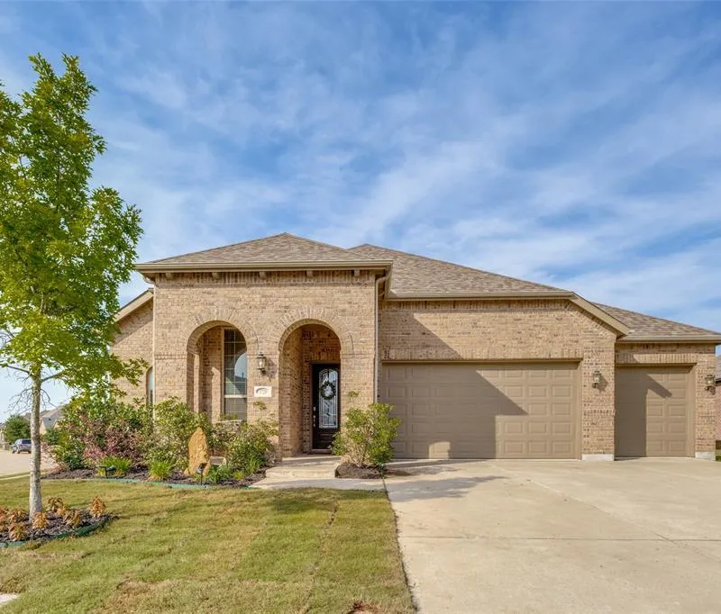 3729 Fawn Meadow Trail, Denison TX 75020