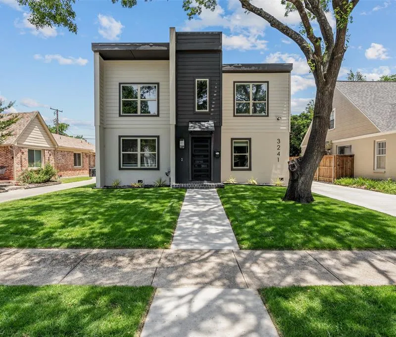3241 Waits Avenue, Fort Worth TX 76109