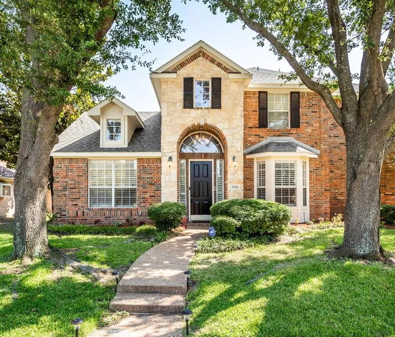 5916 Mossbrook Trail, Dallas TX 75252