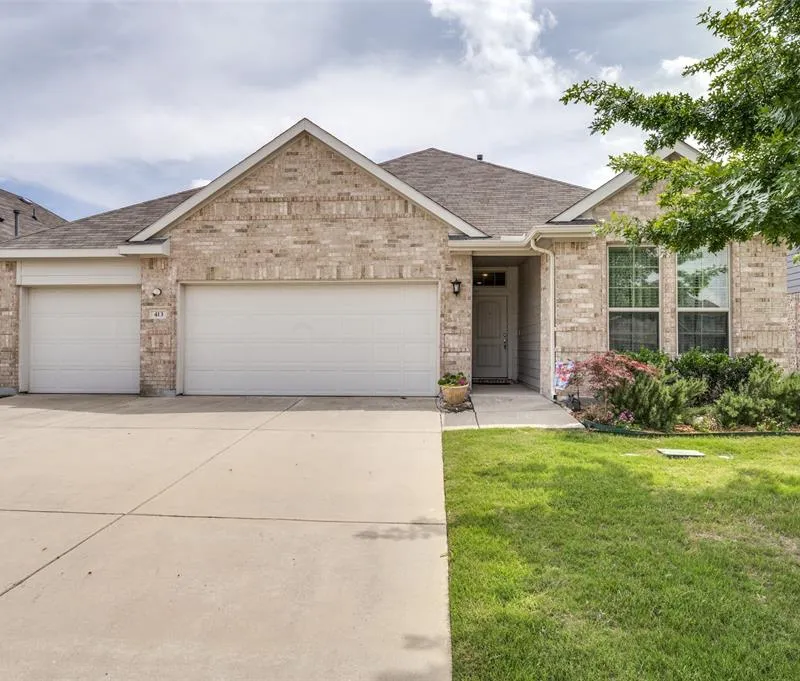 413 Wiggins Way, Van Alstyne TX 75495