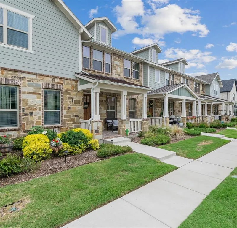 2653 Settlers Place, Garland TX 75042