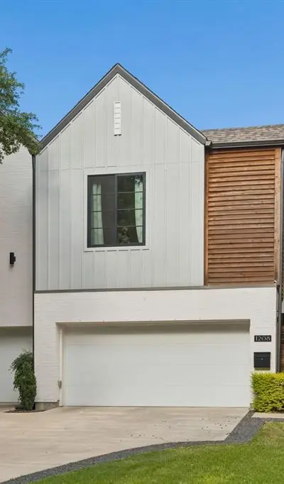 1208 Haines Avenue, Dallas TX 75208 - Photo 2
