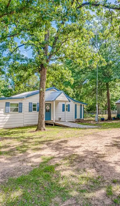 1013 Whispering Springs Drive, Tool TX 75143 - Photo 2