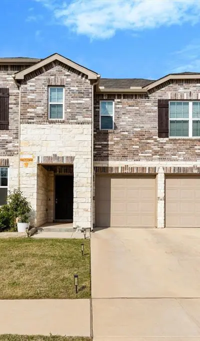 2220 Village Creek Lane, Denton TX 76208