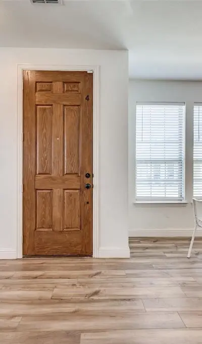 4567 Cypress Thorn Drive, Arlington TX 76005 - Photo 4