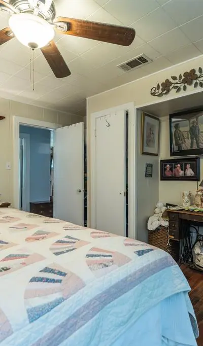 502 Davis Street S, Sulphur Springs TX 75482 - Photo 5