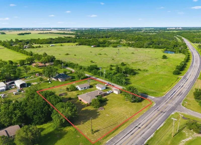 11800 Hallmark Street, Greenville TX 75402