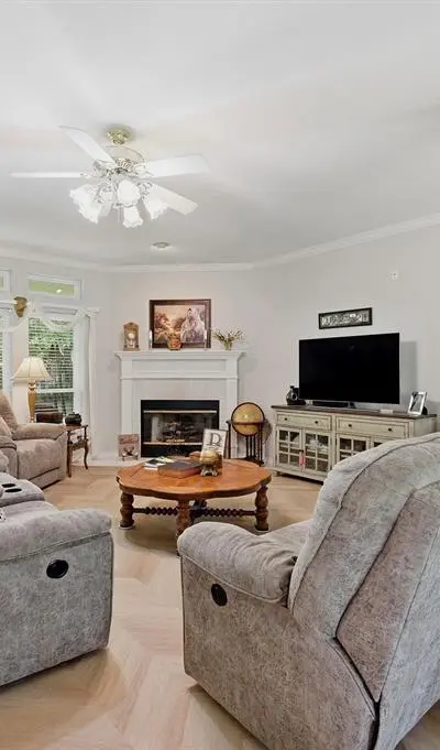 912 Wheeler Creek Drive, Gainesville TX 76240 - Photo 5