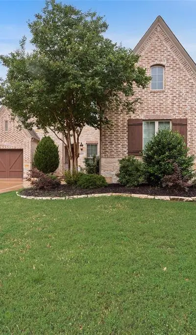 1025 W Bluff Way, Roanoke TX 76262 - Photo 3