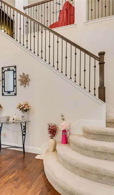 1025 W Bluff Way, Roanoke TX 76262 - Photo 5