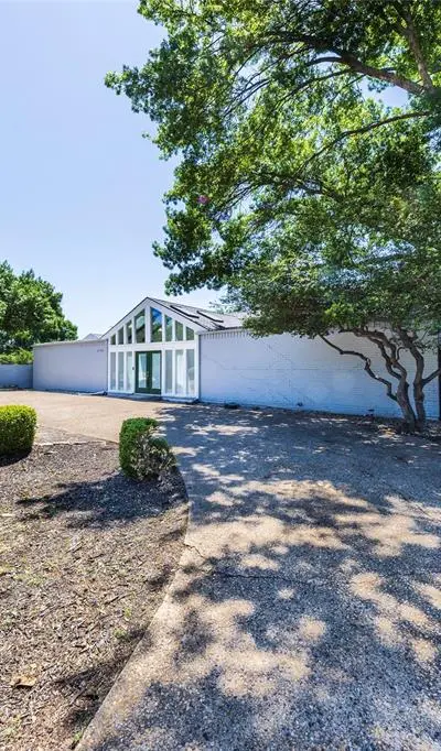 6954 Leameadow Drive, Dallas TX 75248 - Photo 3