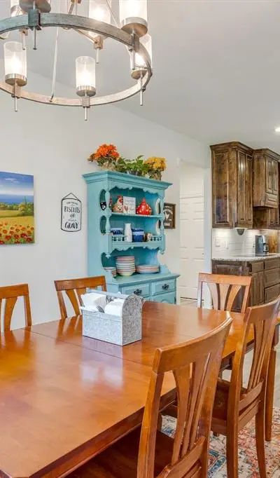 739 County Road 3696, Springtown TX 76082 - Photo 5