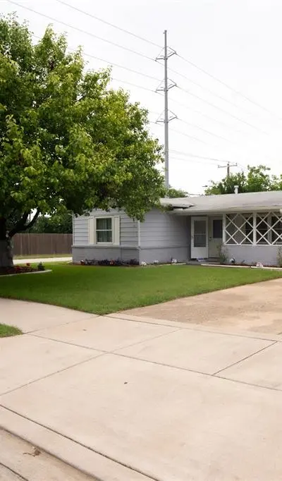 2136 Ridgeway Street, Arlington TX 76010 - Photo 3