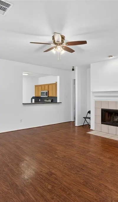 7315 Fossil Creek Drive, Arlington TX 76002 - Photo 4
