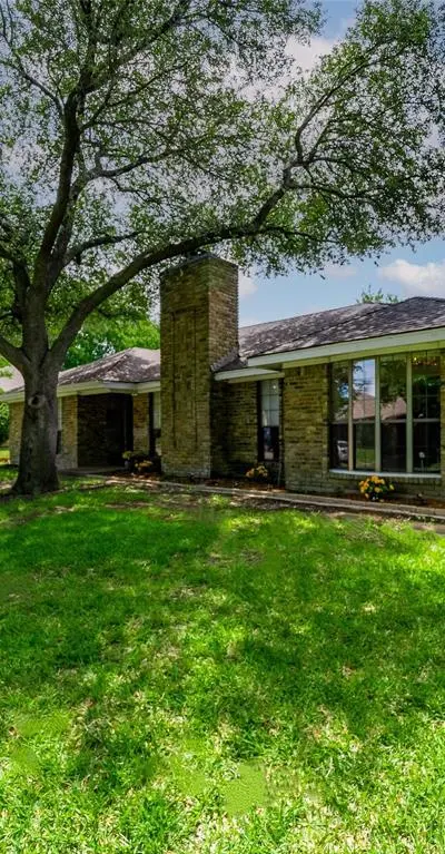 4100 Emerson Drive, Plano TX 75093 - Photo 2