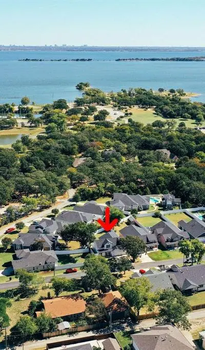 216 Wilson Street, Lake Dallas TX 75065 - Photo 3