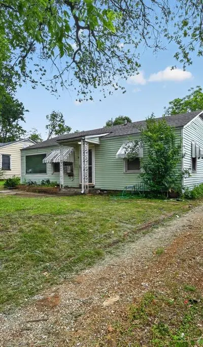 3261 Abney Avenue, Fort Worth TX 76110 - Photo 2