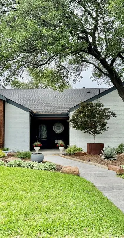 17216 Ikel Drive, Dallas TX 75248 - Photo 2