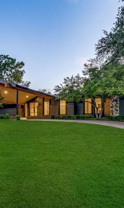 6275 Preston Creek Drive, Dallas TX 75240 - Photo 3