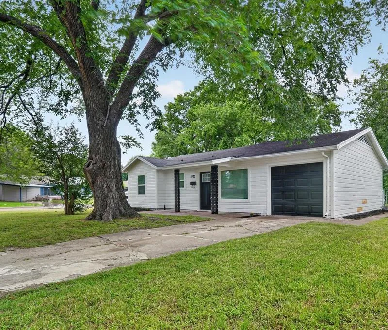 920 Tierra Drive, Mesquite TX 75149
