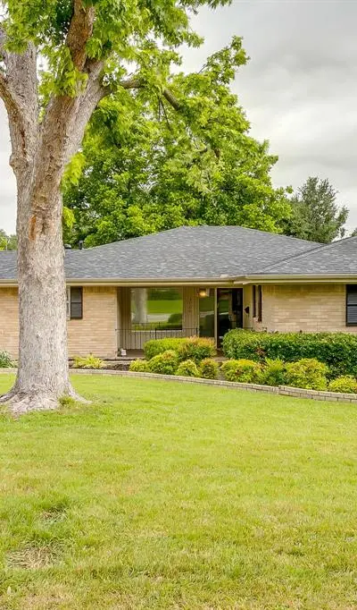 3720 Wilkie Way, Fort Worth TX 76133