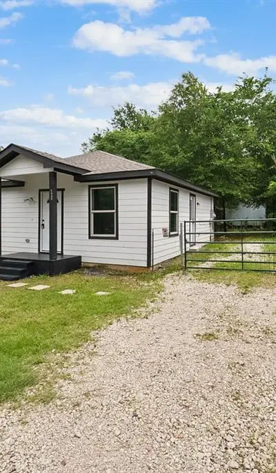 136 Erie Street, Mabank TX 75156 - Photo 2