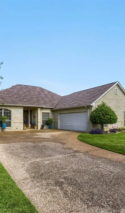 1022 Belmont Drive, Kennedale TX 76060 - Photo 2
