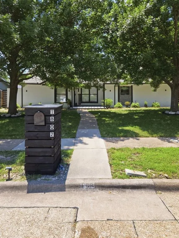 1802 Clover Trail, Richardson TX 75081