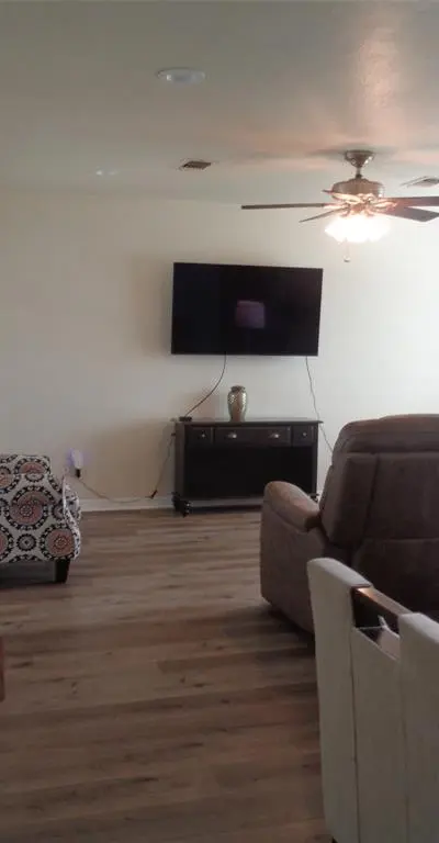 300 Church Street, Collinsville TX 76233 - Photo 2