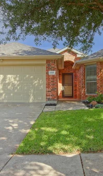 2007 Kings Forest Drive, Heartland TX 75126