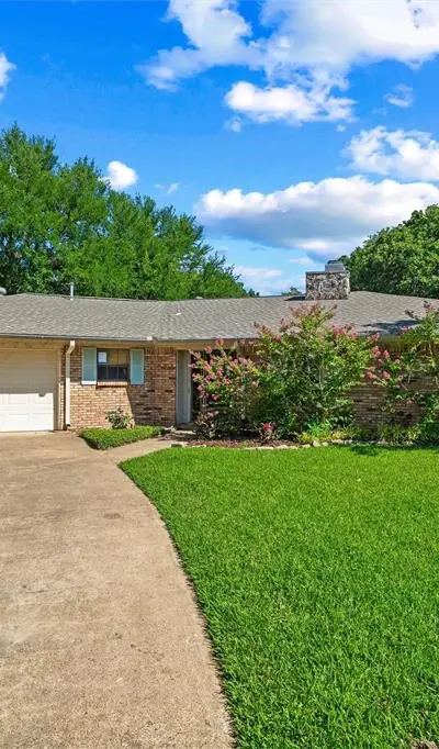 4709 Wood Springs Court, Arlington TX 76017