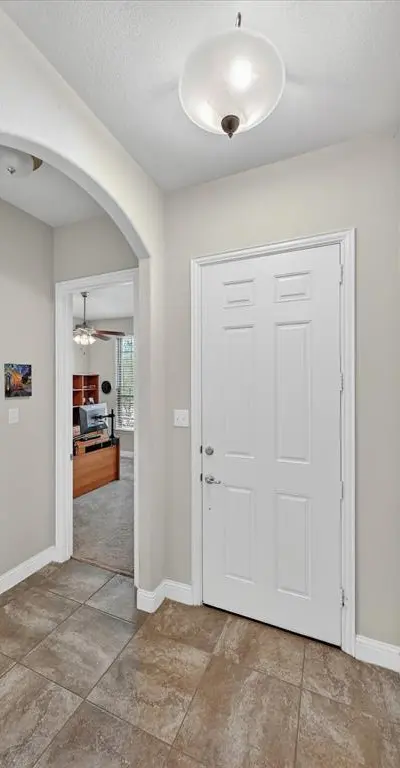 2429 Flowing Springs Drive, Fort Worth TX 76177 - Photo 5