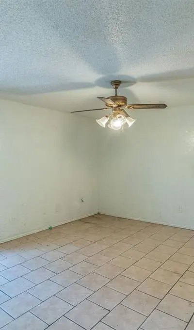 10431 Kinslow Drive, Dallas TX 75217 - Photo 2