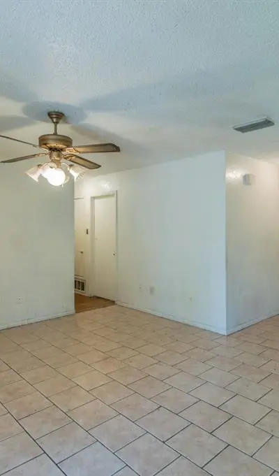 10431 Kinslow Drive, Dallas TX 75217 - Photo 5