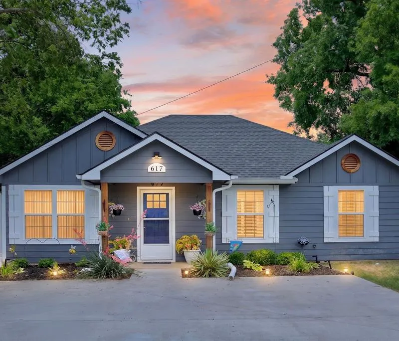 617 N Jordan Street, Whitesboro TX 76273