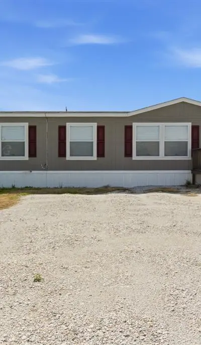 303 Mesa Ridge, Decatur TX 76234 - Photo 2