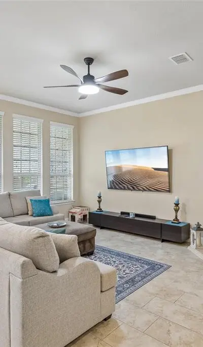 804 Duckett Drive, Euless TX 76039 - Photo 4