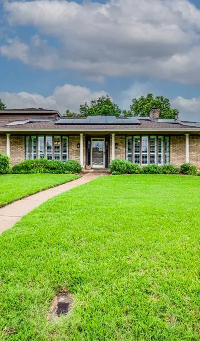 947 Rock Canyon Drive, Duncanville TX 75137