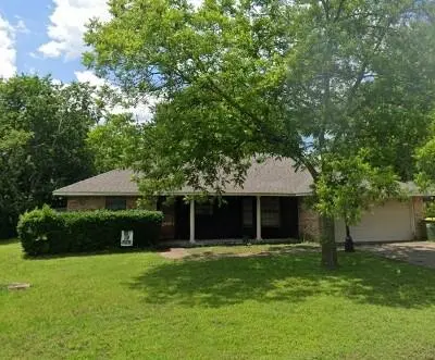 402 S 4th Street, Grandview TX 76050